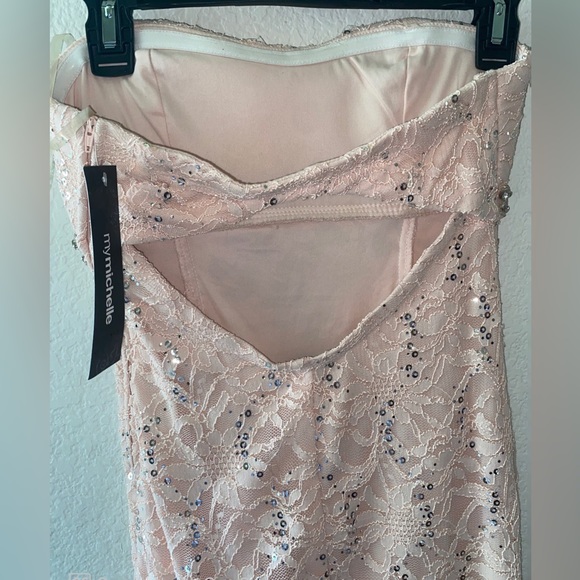 NWT size 5 Strapless cocktail dress - Picture 2 of 3